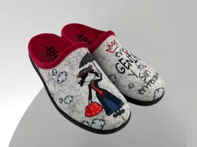 48 Hours | Zapatillas de casa divertidas descalzas mujer gris y rojas Eres genial