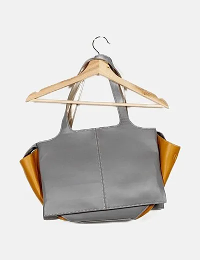 AXEL Bolso shopper gris combinado mostaza y gold