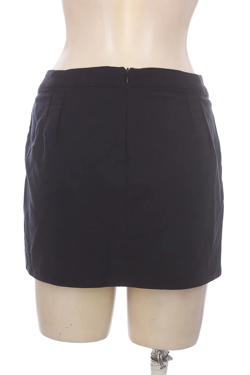 Falda color Negro - Stradivarius