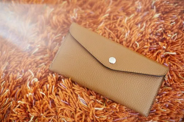 Monedero de piel ultraligero - Camel Thin