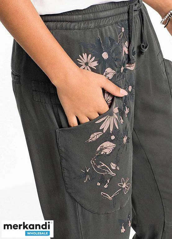 Pantalones de mujer, nuevo modelo, absolutamente nuevo, mujer, venta por correo, A ware