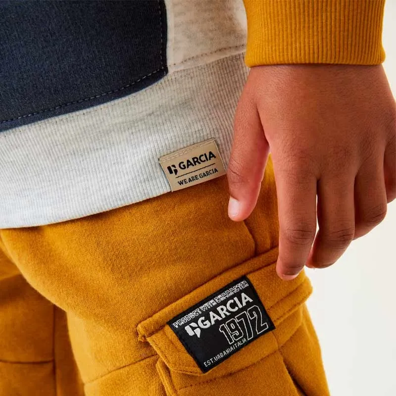 Pantalón niño felpa mostaza de Garcia Jeans