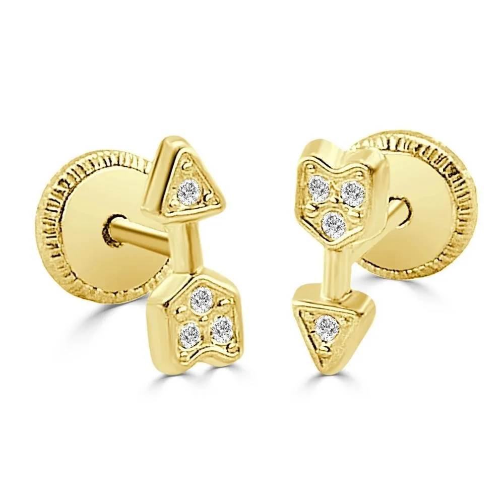 Pendientes de oro amarillo de 18k en forma de flecha de 3X8 mm y 8 circonitas