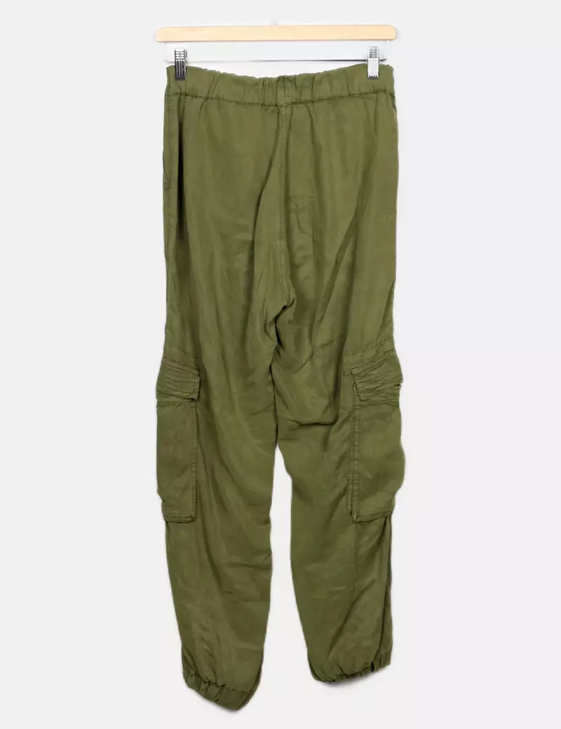 Stradivarius Pantalones cargo Skinny o pitillo o slim