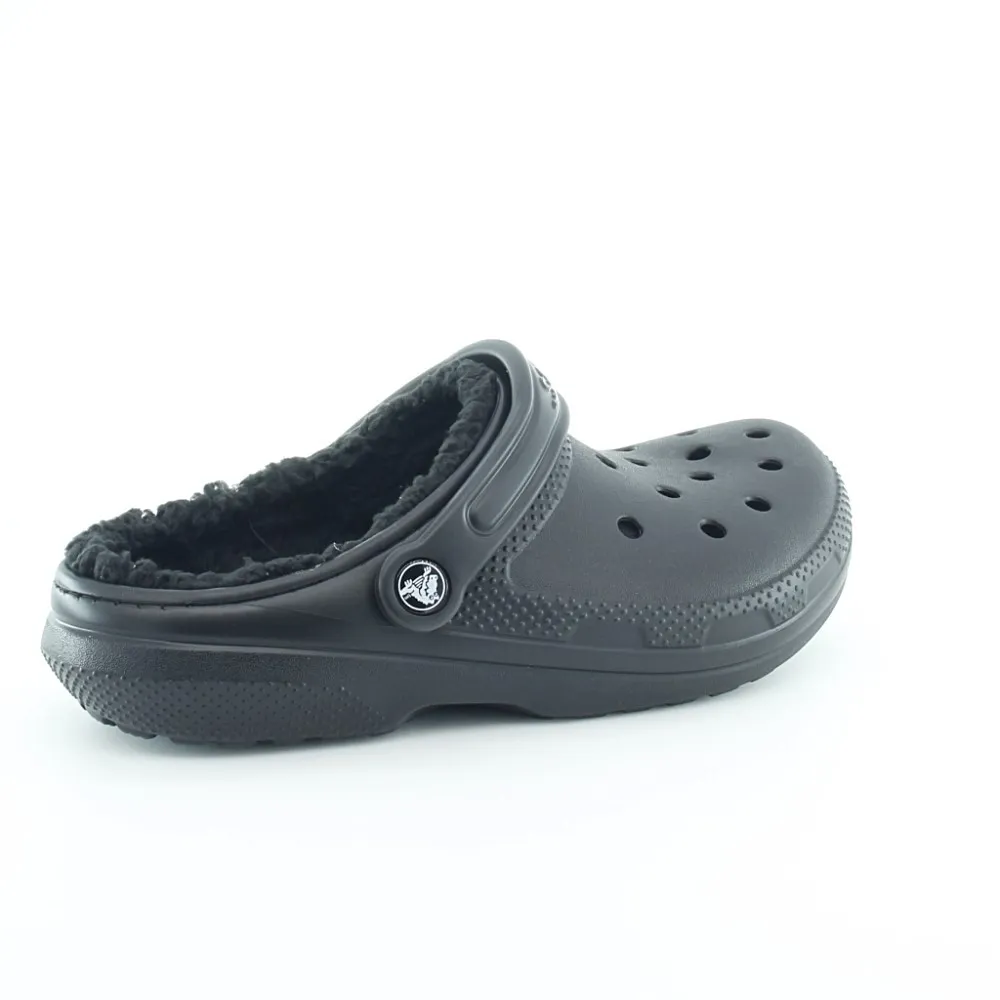 Zuecos forrados Crocs Classic Lined Negro.